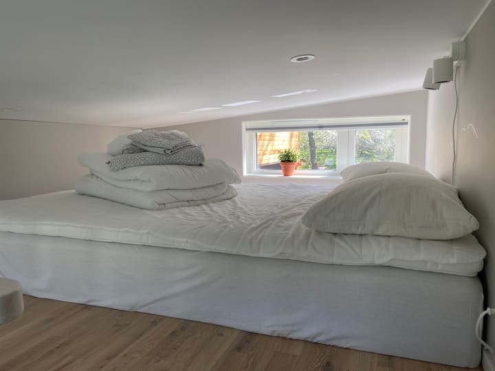 Ambienti i dhomës së gjumit