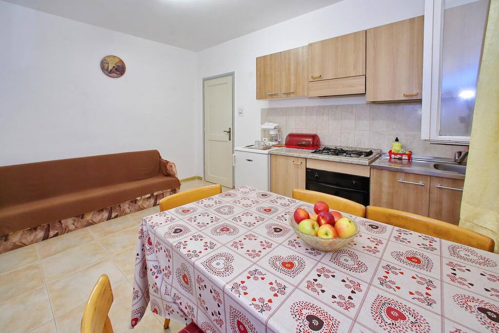 Dining room, Surface: 10 m²