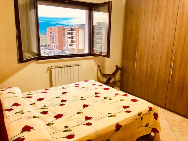 Cozy one bedroom apartment, 1 Km from the center, well served