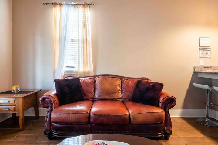 Jazz Fest Home: Jazz Under the Oaks 22-CSTR-12378 gallery image 2