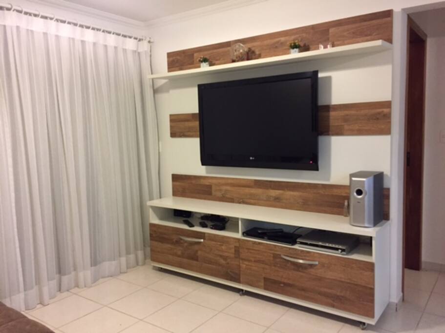 Rack Sala (TV LED e Home Theater)