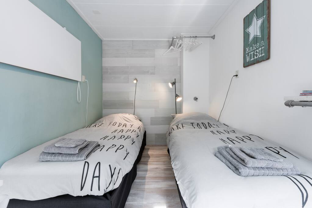 2 beds available with 20 cm matrass