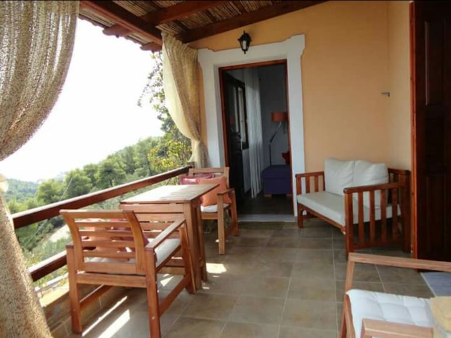 Balcony-Lily cottage