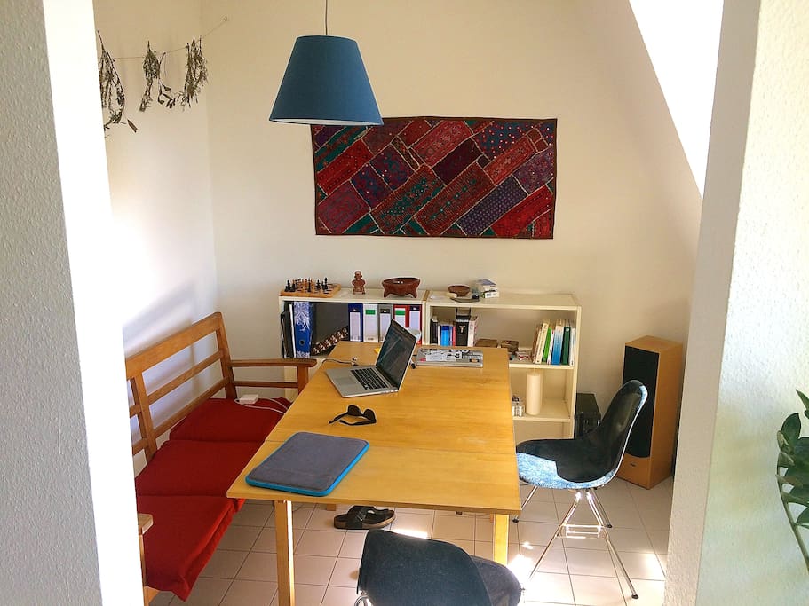 Großzügige Sitzecke in der Küche