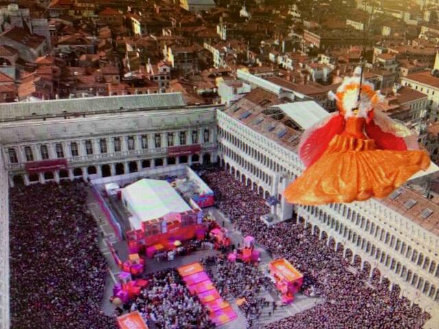 AL TEATRO – A 3 mins walk to St. Mark’s square!