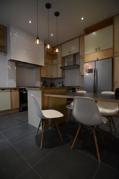 Kitchen/Dining area