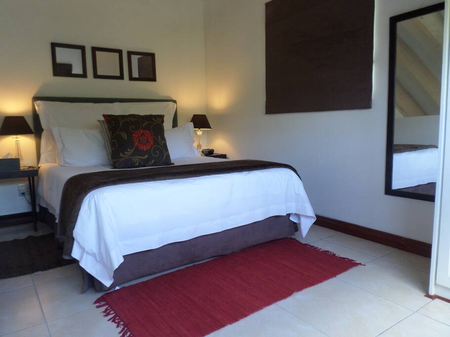 Extra length Queen bed in loft area