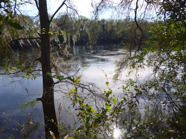 Airbnb Suwannee County Vacation Rentals Places To Stay