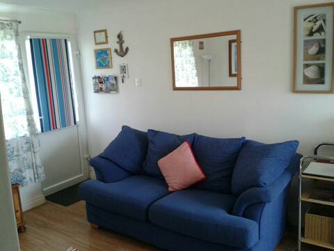 Popular Airbnb listing: Seashore Chalet in Sandown