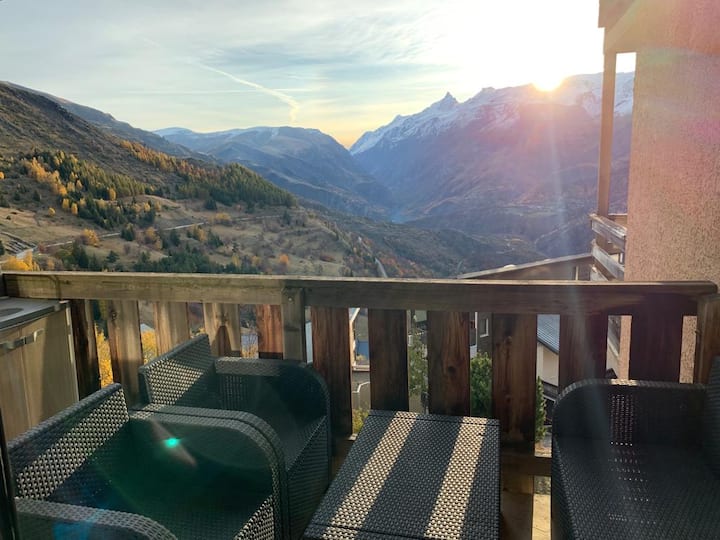 Top Airbnb: Apartment on the slopes Auris - Alpe d 'Huez in Auris