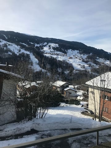 Spacious apartment in Saas near Klosters