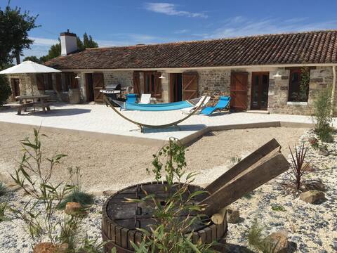 Historic 4 Bedroom Farmhouse in Vendee.
