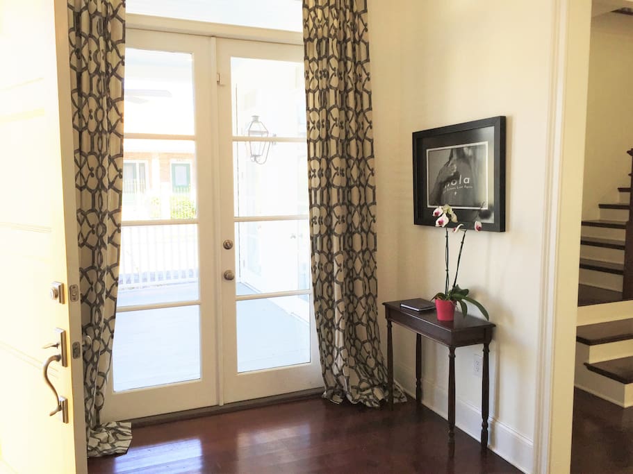 Entry Foyer with French Doors to Front Porch