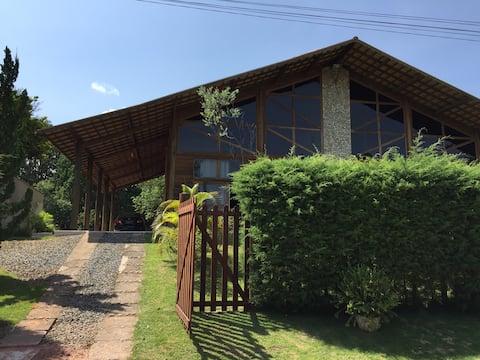 Top Airbnb: Beautiful House in the City of Cunha in Cunha