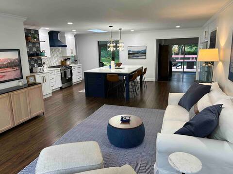 Renovated Ranch-open floor plan!