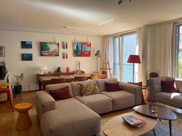 Flat next to the lake with Terrace and parking gallery image 3