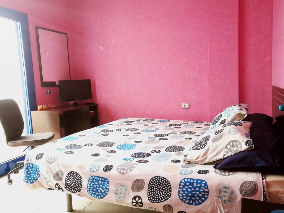 This is the guests main bedroom. Big terrace outside with sea views. TV comes with a chromecast witch allows you to conect your phone or any other mobile device to enjoy Youtube, netflix and all the content you can cast. Fresh sheets and towel are available if you staying longer and want to change them. Just let us know.