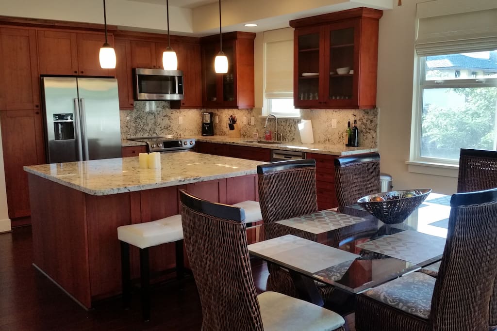 Kitchen (pots, pans, utensils, cups, wine glasses, etc.)