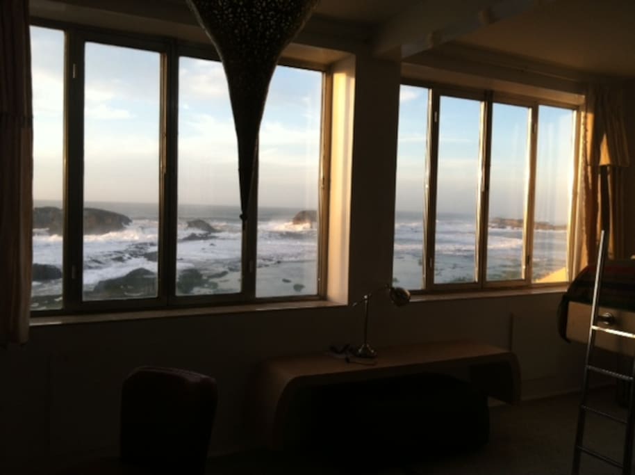 3rd Level Ocean Suite Sunset,fireplace,
elevated bed