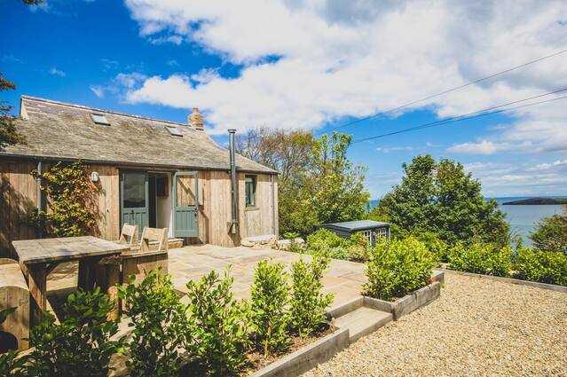 Airbnb Morawel Holiday Rentals Places To Stay Wales
