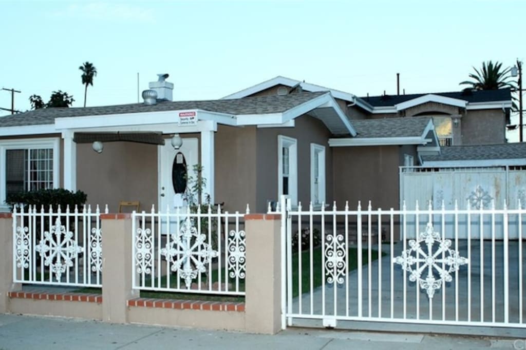 Front of Duplex property. AirBNB home located in the rear.