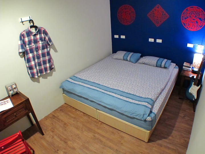 Basic Double Room (beds can be rearranged to make two single beds upon request). Shared bathroom and toilet.