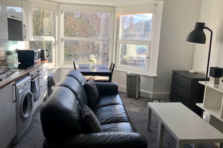 Prime location one-bedroom flat in Hove