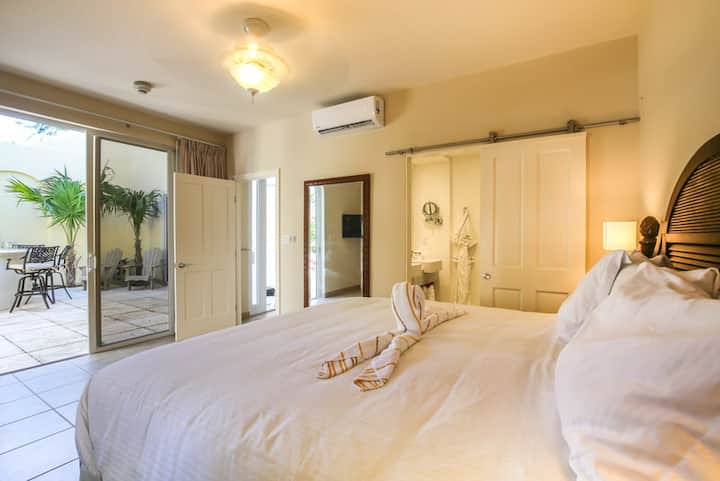 Windsong on the Reef – 2 Bedroom Lanai Bungalow