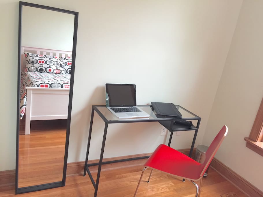 Red Room workspace is perfect for professionals and business travelers