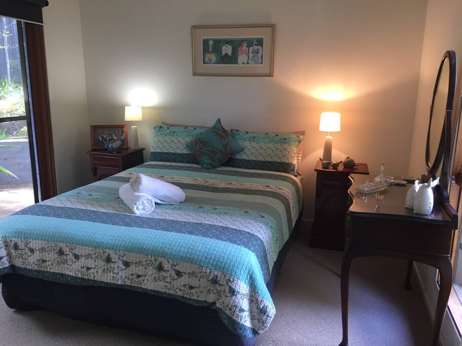 Bedroom 1 Queen size