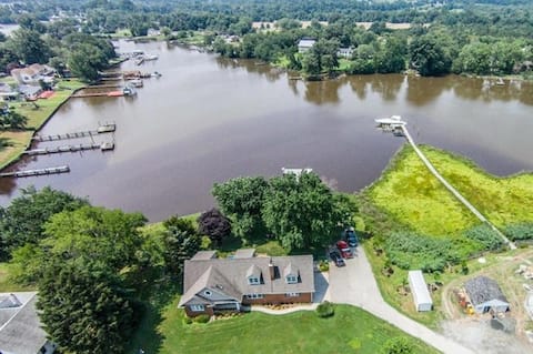 Chesapeake Waterfront HotTub-Kayaks-Crabbing