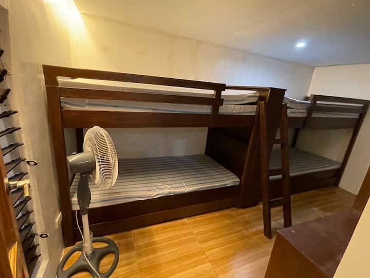 غرفة النوم 2