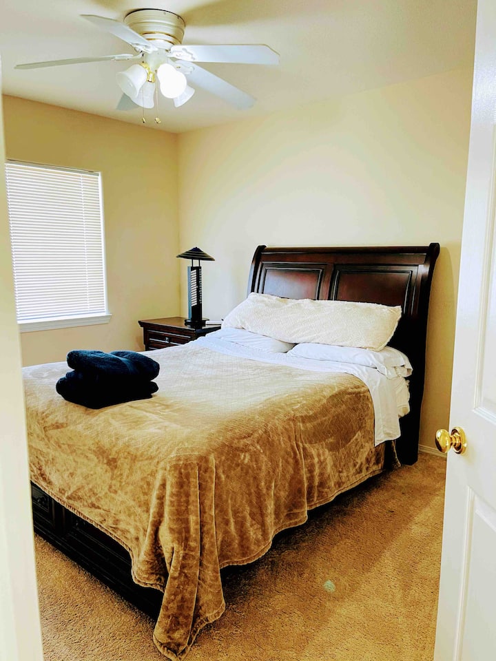 1 camera da letto ipoti 