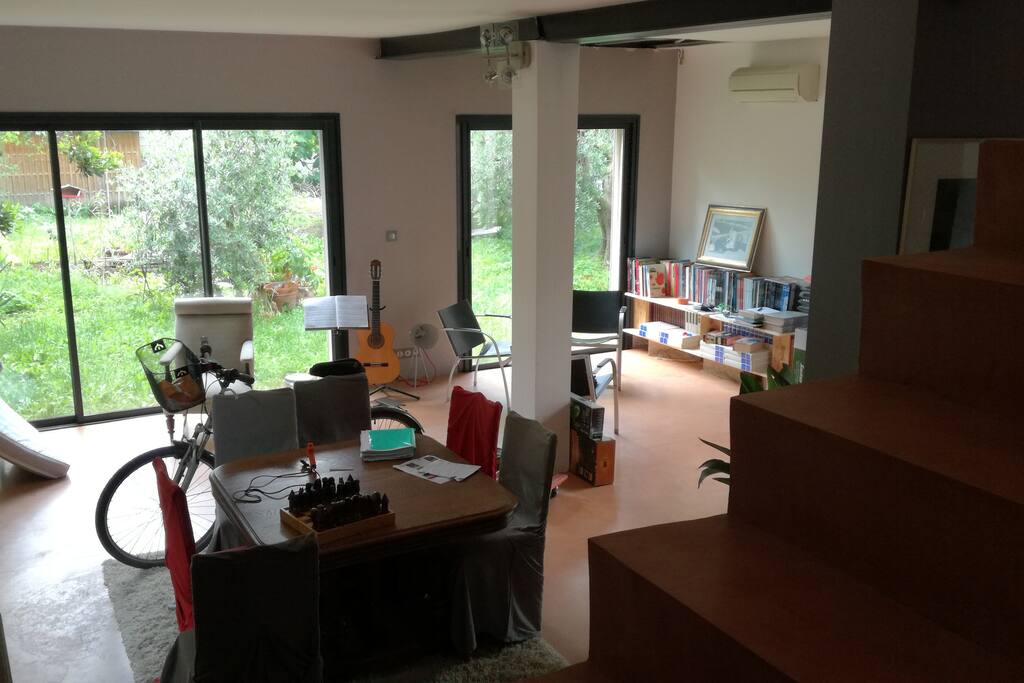 Séjour très clair de 70m2 à partager