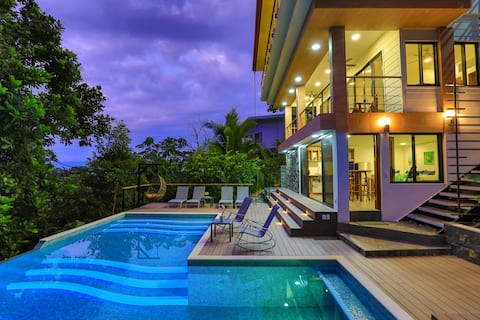 Breathtaking Jungle Views and Abundant Wildlife