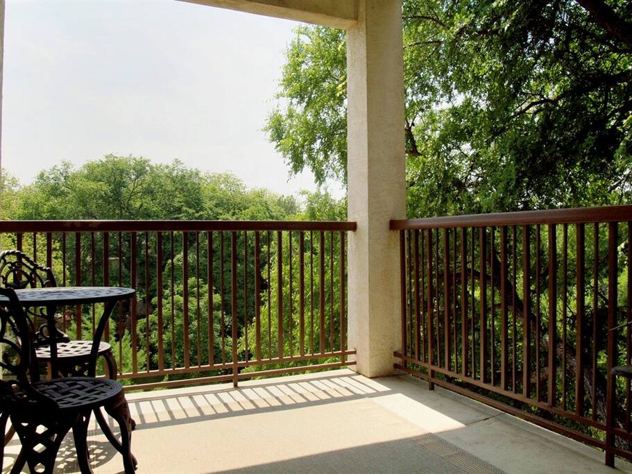 Inverness 212-Private Balcony