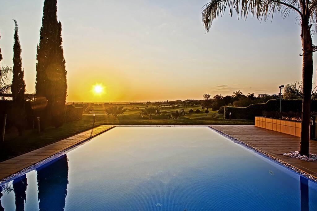 Piscina e Golf
