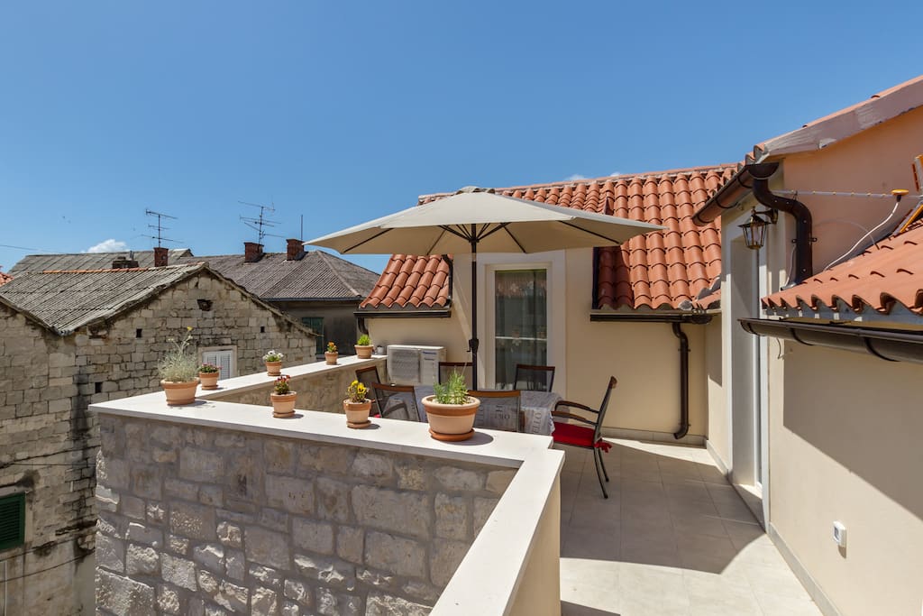 Big terrace of apartment where you can enjoy all days of your stay here.