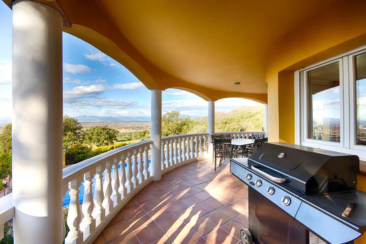 Casa Albera – con piscina y fantásticas vistas gallery image 3