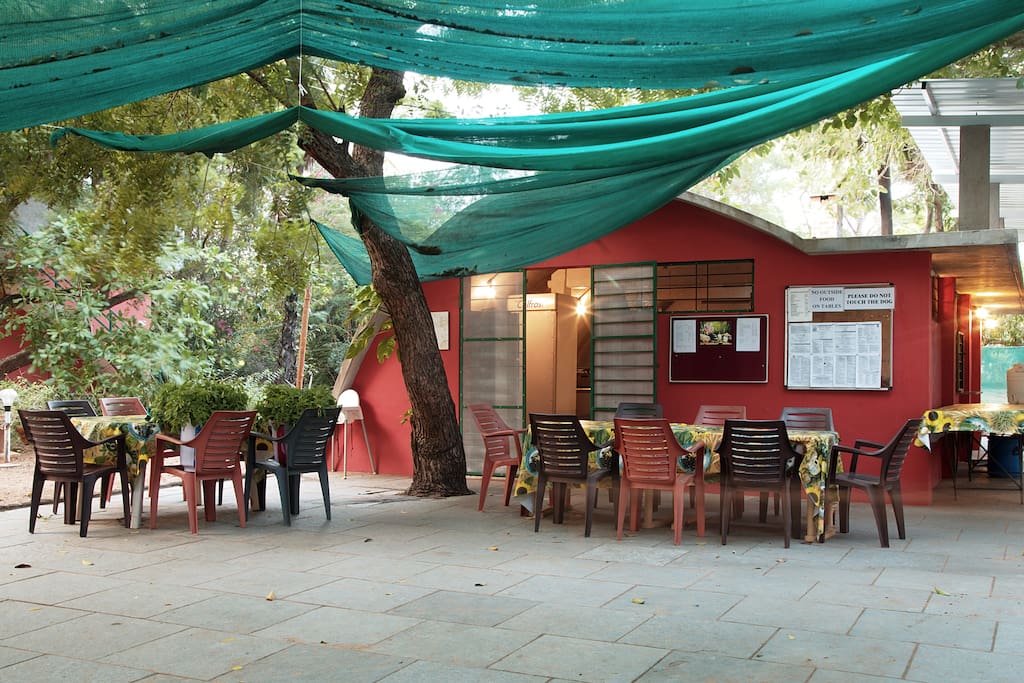 the breakfast area