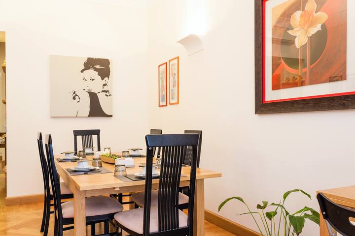 Lovely in the Rome Center gallery image 2