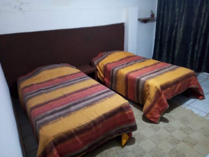 საძინებელი 2