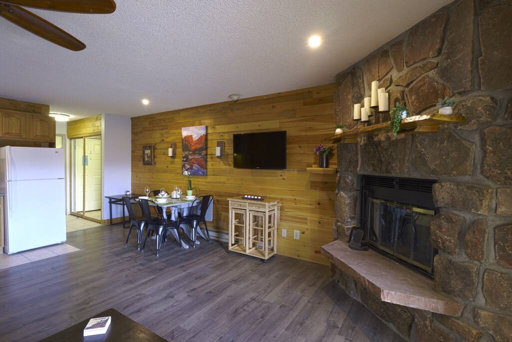 Inviting, open space for your trip!