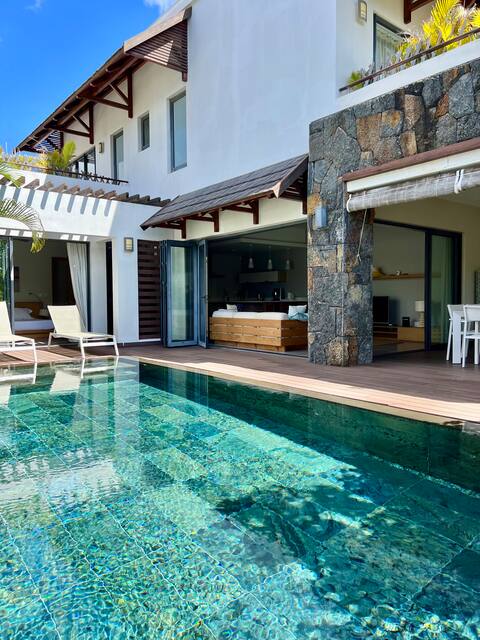 Luxury Villa - 2 minutes walk from the beach