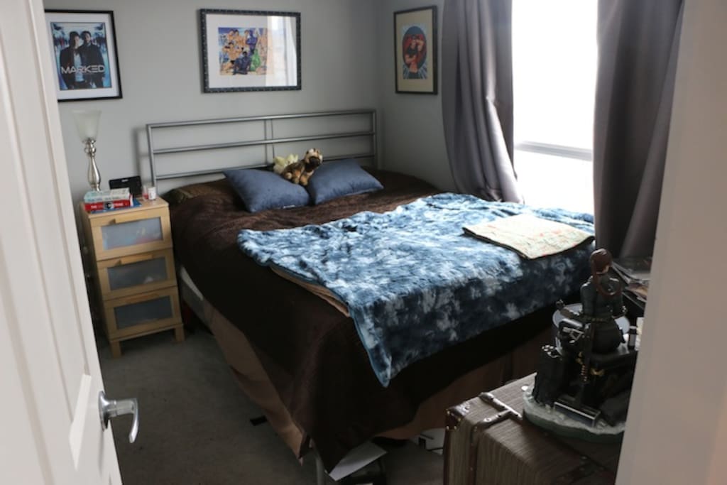 Private bedroom with queen-size bed