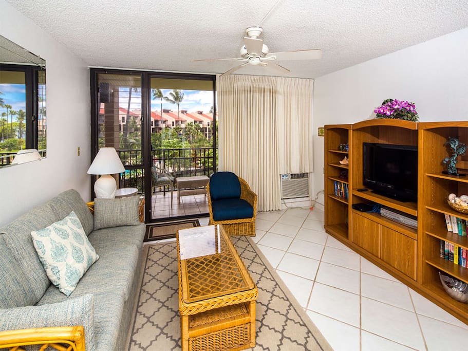 kamaole-1po-3205-living-room-02.jpg