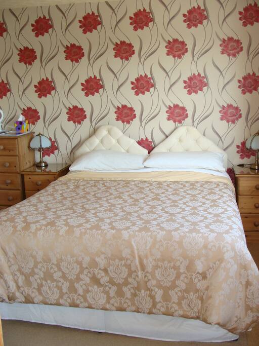 Upstairs Bedroom 1