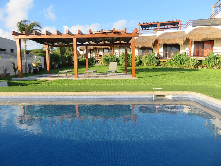 Villa Mayakita Terra ocean view, jaccuzi & rooftop - Apartments for Rent in Isla Mujeres, Quintana Roo, Mexico - Image 1
