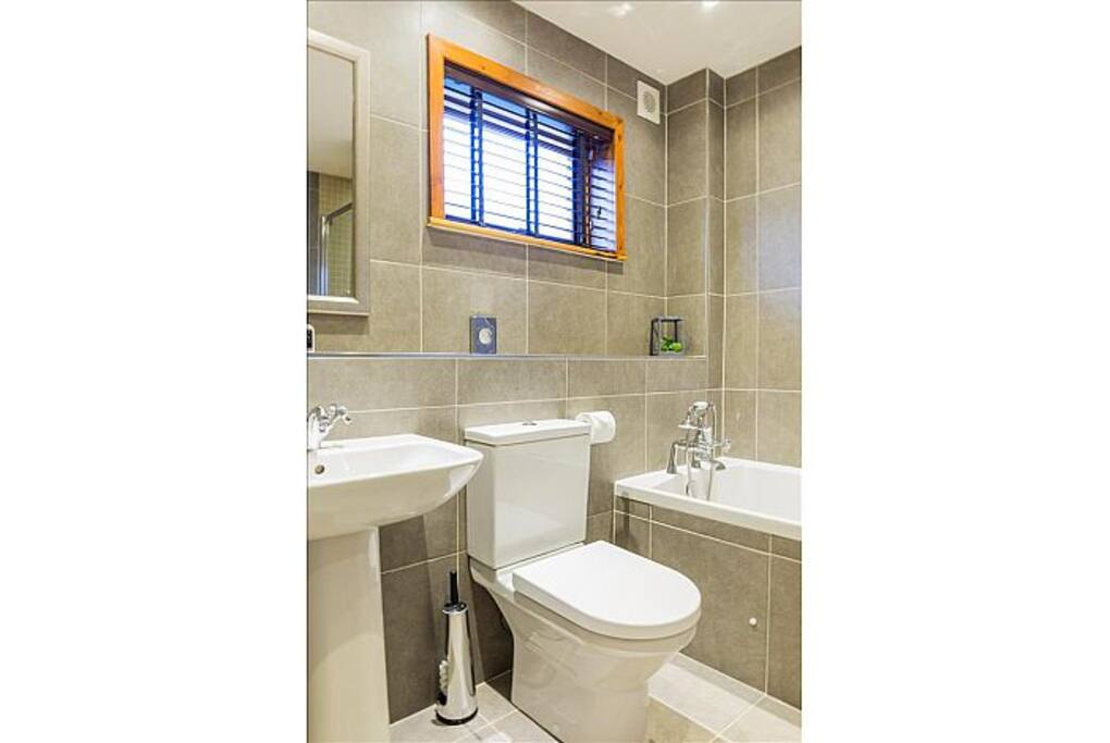 Modern Bathroom
