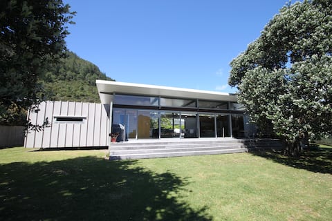 A beautiful seaside house in a very special area